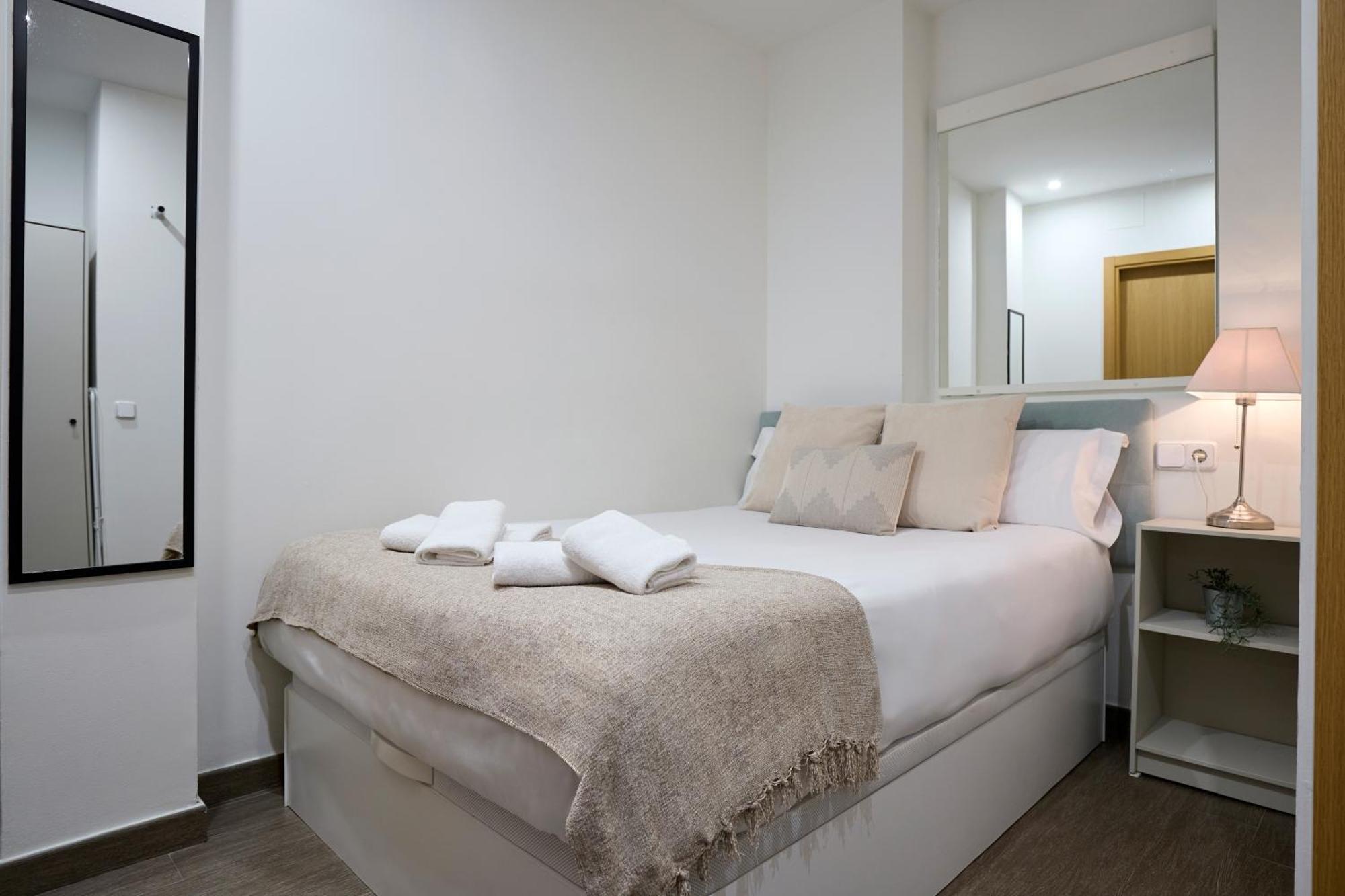 One-Bedroom Apartment,1746101654:JPEG